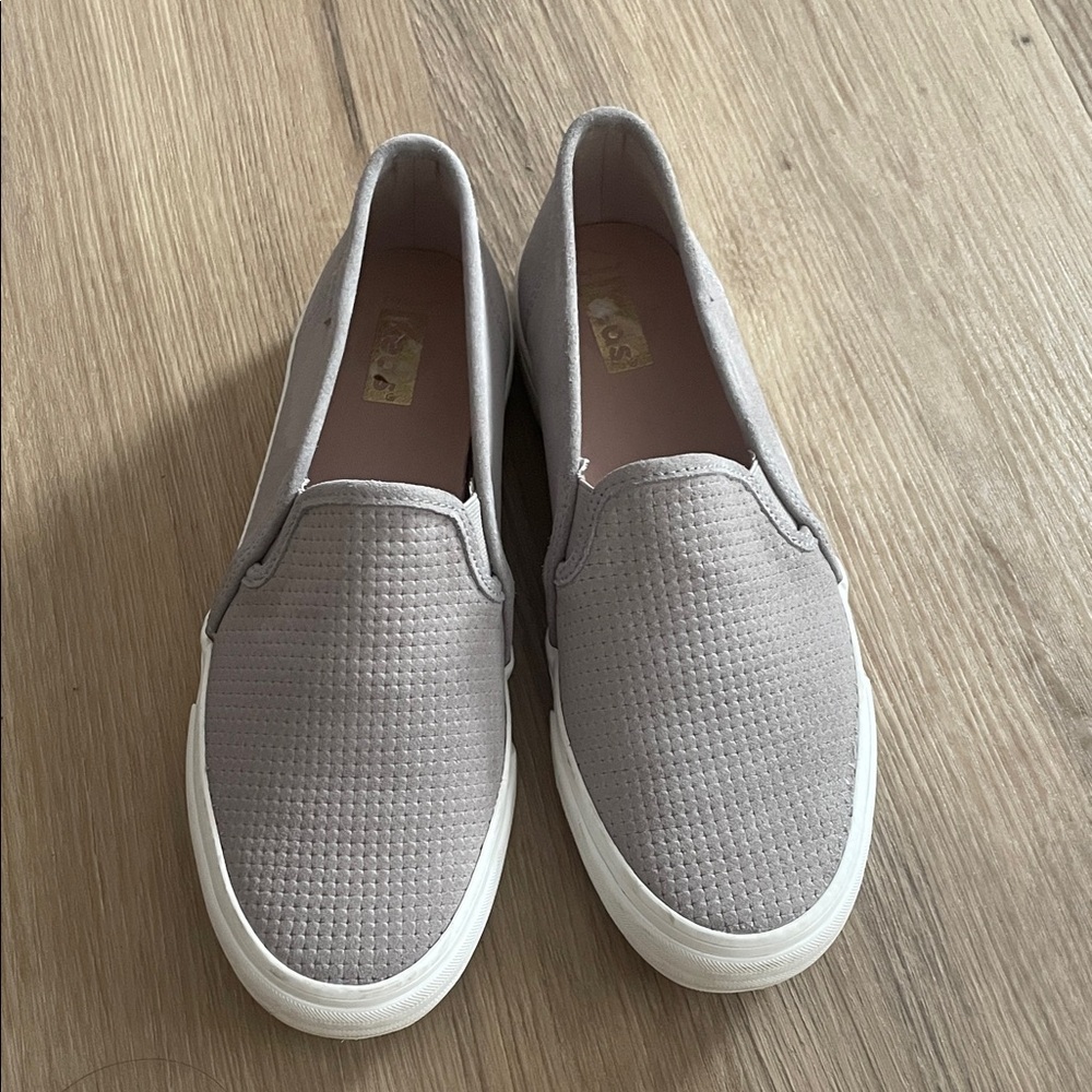 Casual Gray Slip-On Women’s Shoes